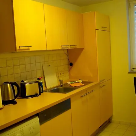 24 Modern & Gemuetlich Dessau-Rosslau