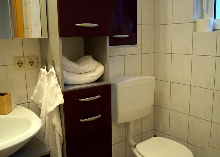 24 Modern & Gemuetlich