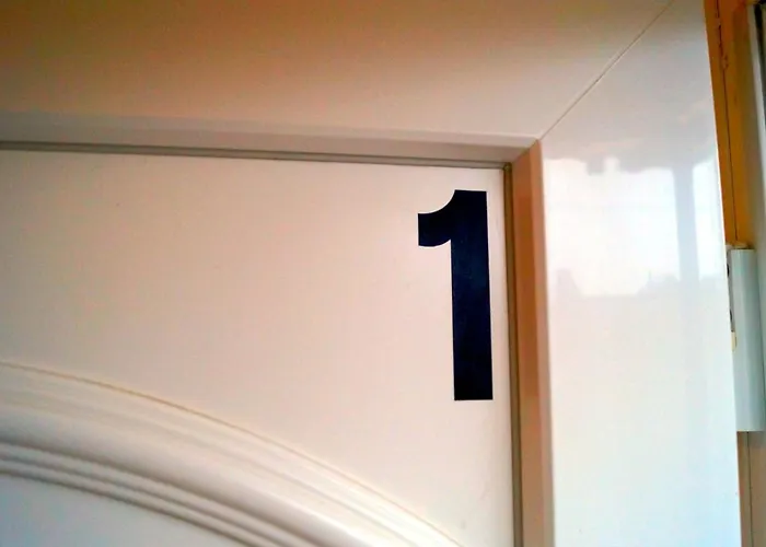 24 Modern & Gemuetlich Dessau-Rosslau